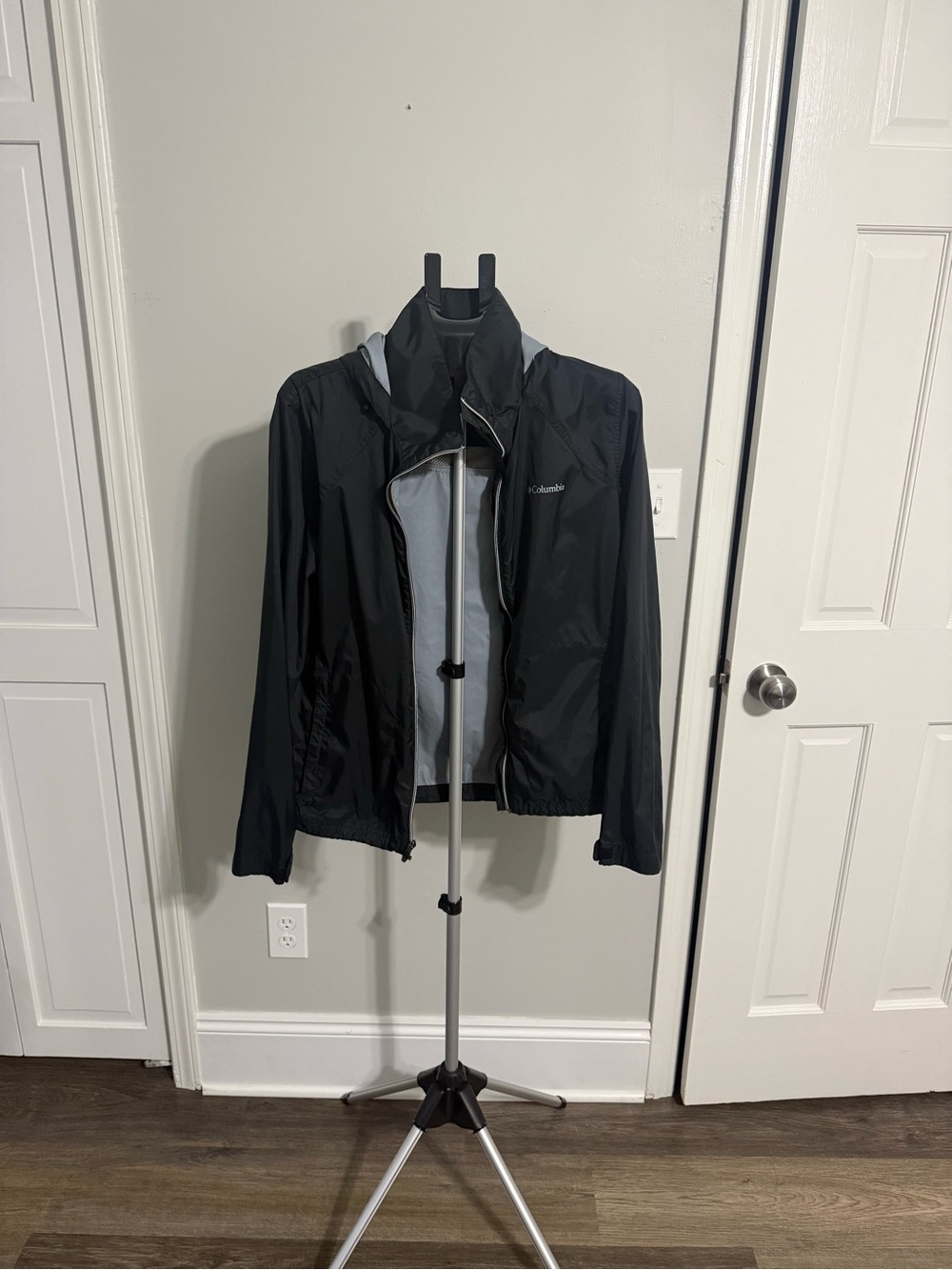 Columbia Black Lightweight Women's Shell Jacket